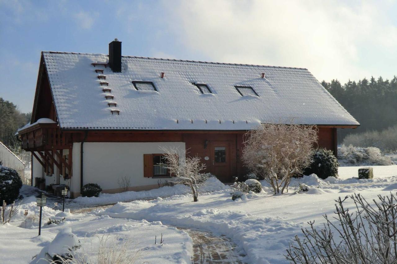 Hotel Heumanns Blockhaeuser Am Wald Pottenstein Exteriér fotografie